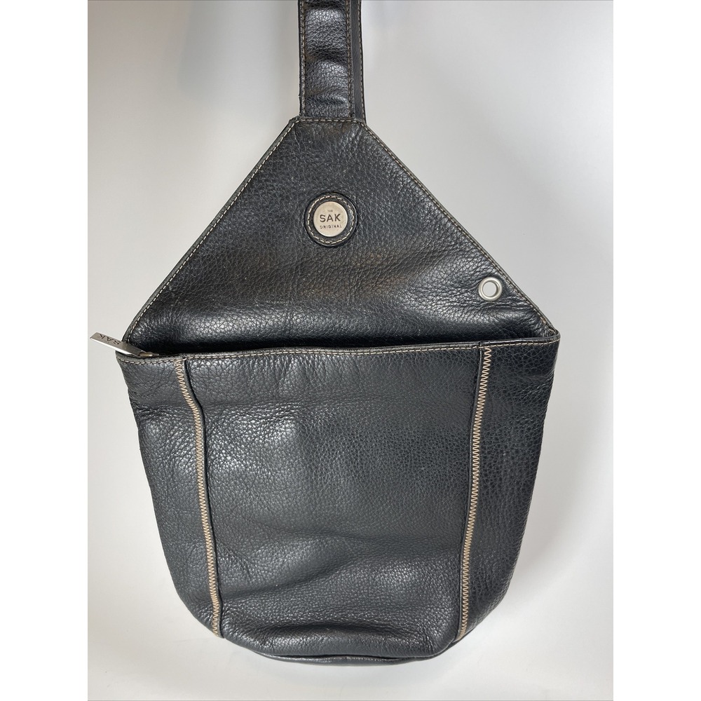The Sak Purse Black Leather Made in China Pentagon Shape